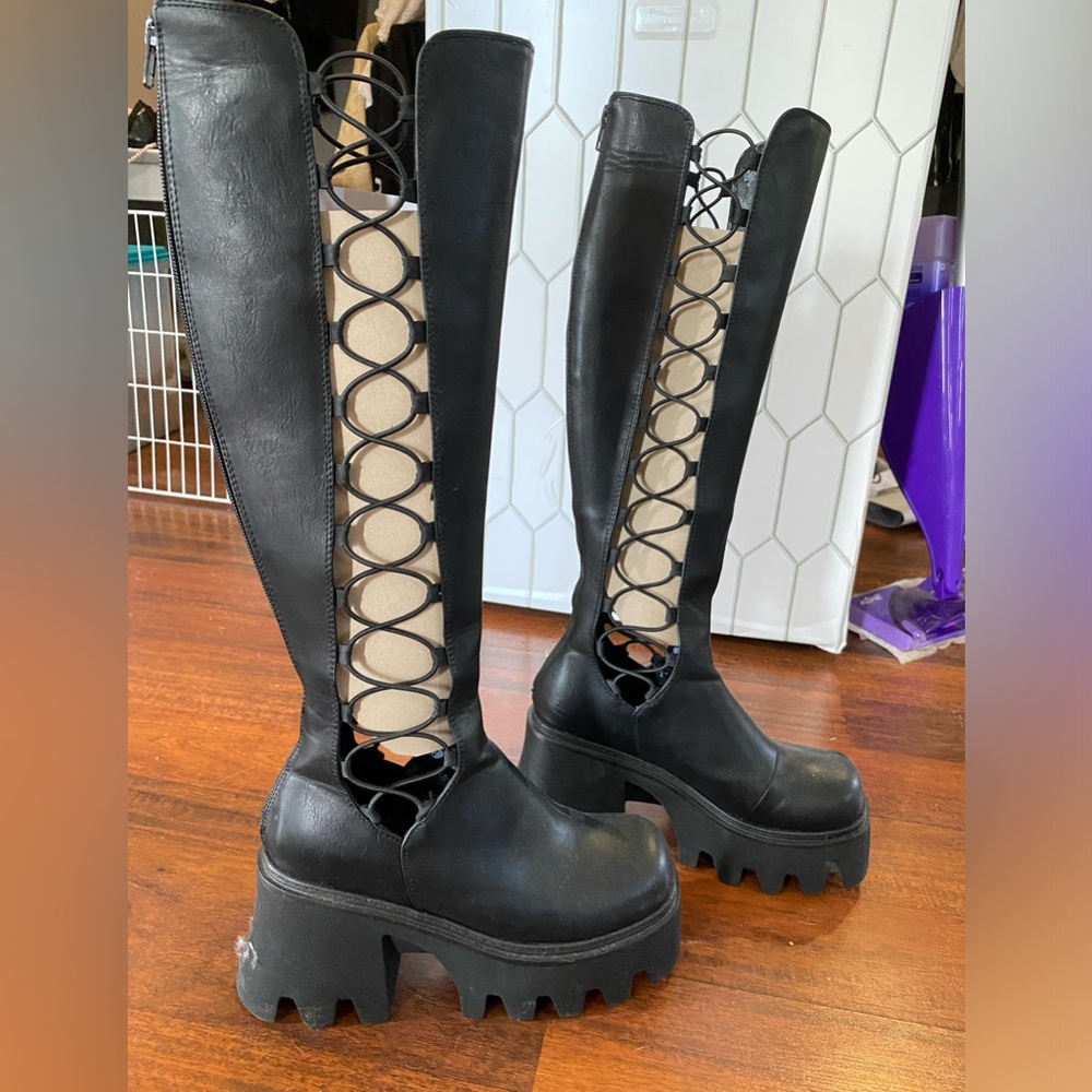 Lamoda Vegan Leather Lace Up Knee High Boots Chunky Platform Goth Edgy Emo